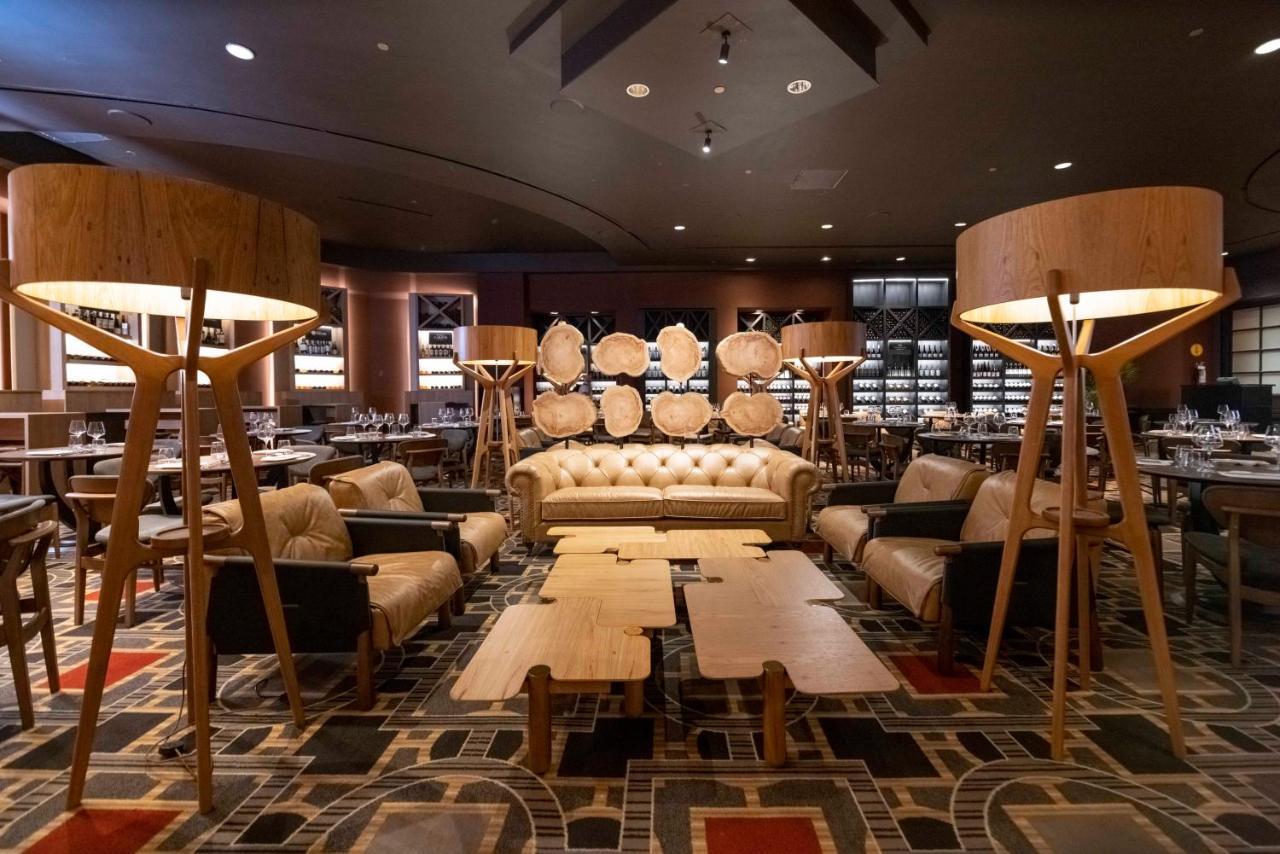 享受普恩塔德尔埃斯特酒店 埃斯特角城 外观 照片 The interior of the restaurant