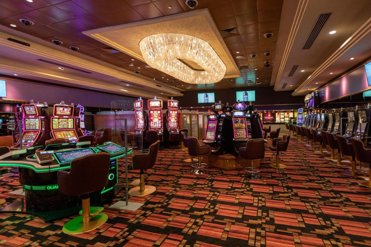 享受普恩塔德尔埃斯特酒店 埃斯特角城 外观 照片 Casino Slots