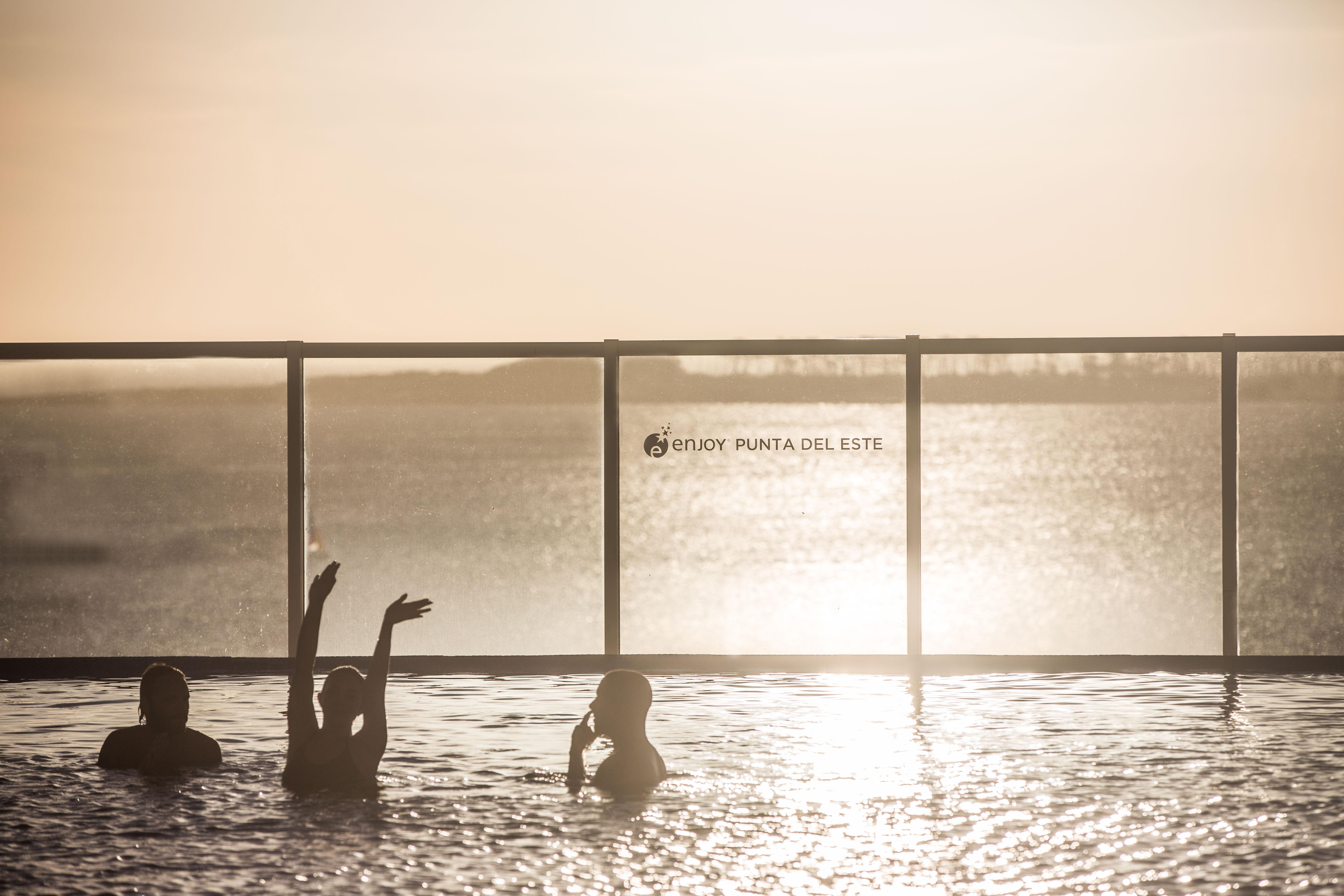 享受普恩塔德尔埃斯特酒店 埃斯特角城 外观 照片 Sunset at Punta del Este
