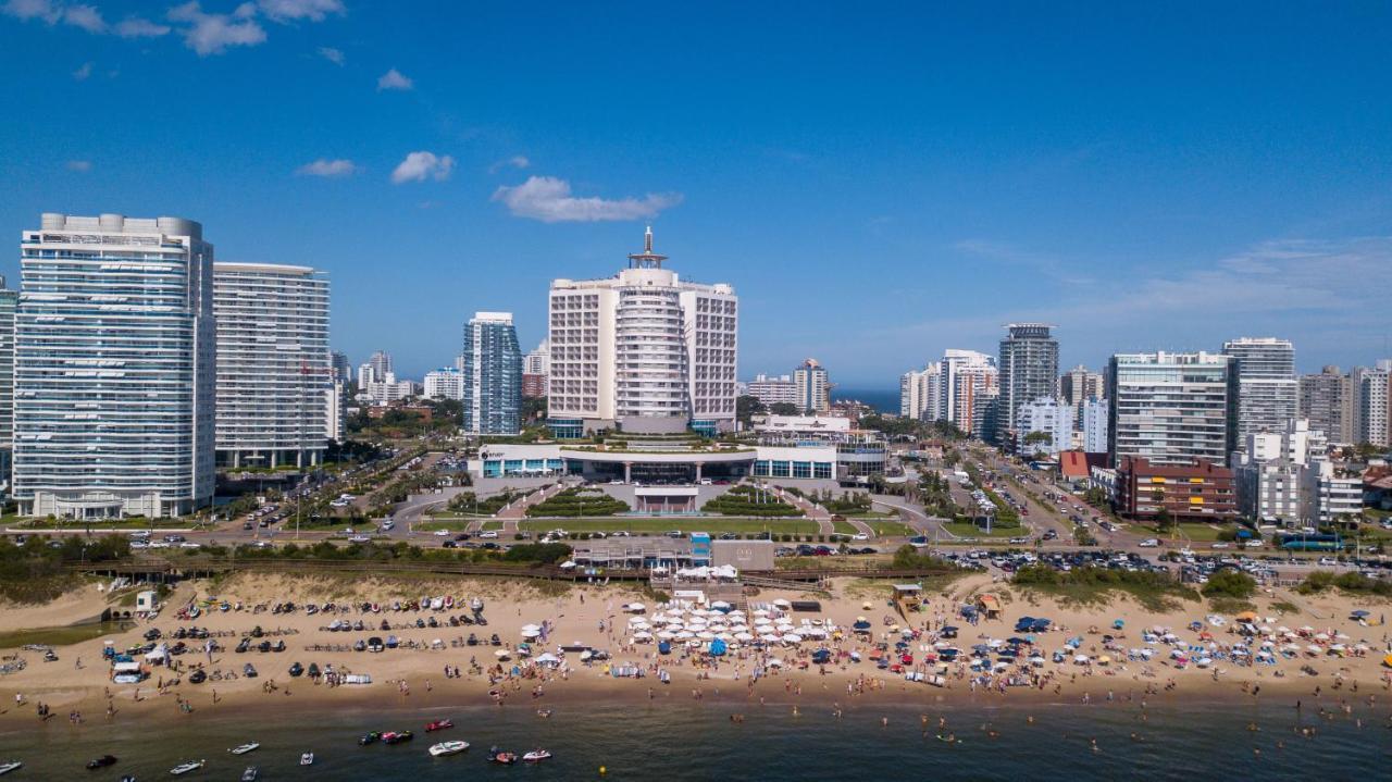 享受普恩塔德尔埃斯特酒店 埃斯特角城 外观 照片 Aerial view of Punta del Este